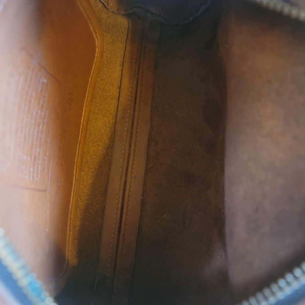 COACH True Vintage Kimball Zip Half Moon Crossbody Bag Classic British Tan - Picture 11 of 15